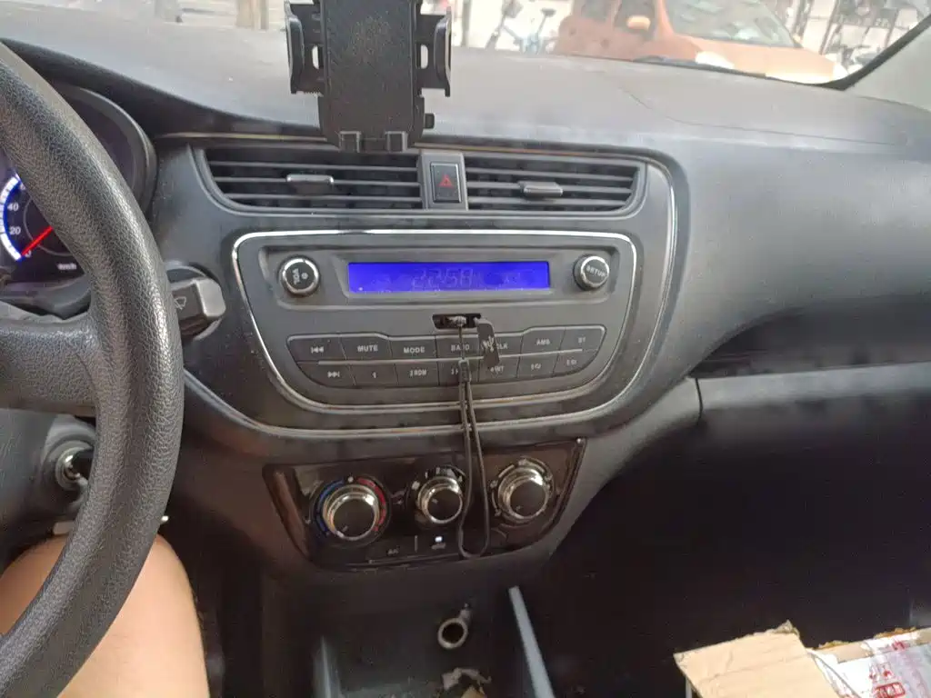 Uno S 2019 1.5L Uno S standard model country VI JL473QG купить на сайте DeffCars