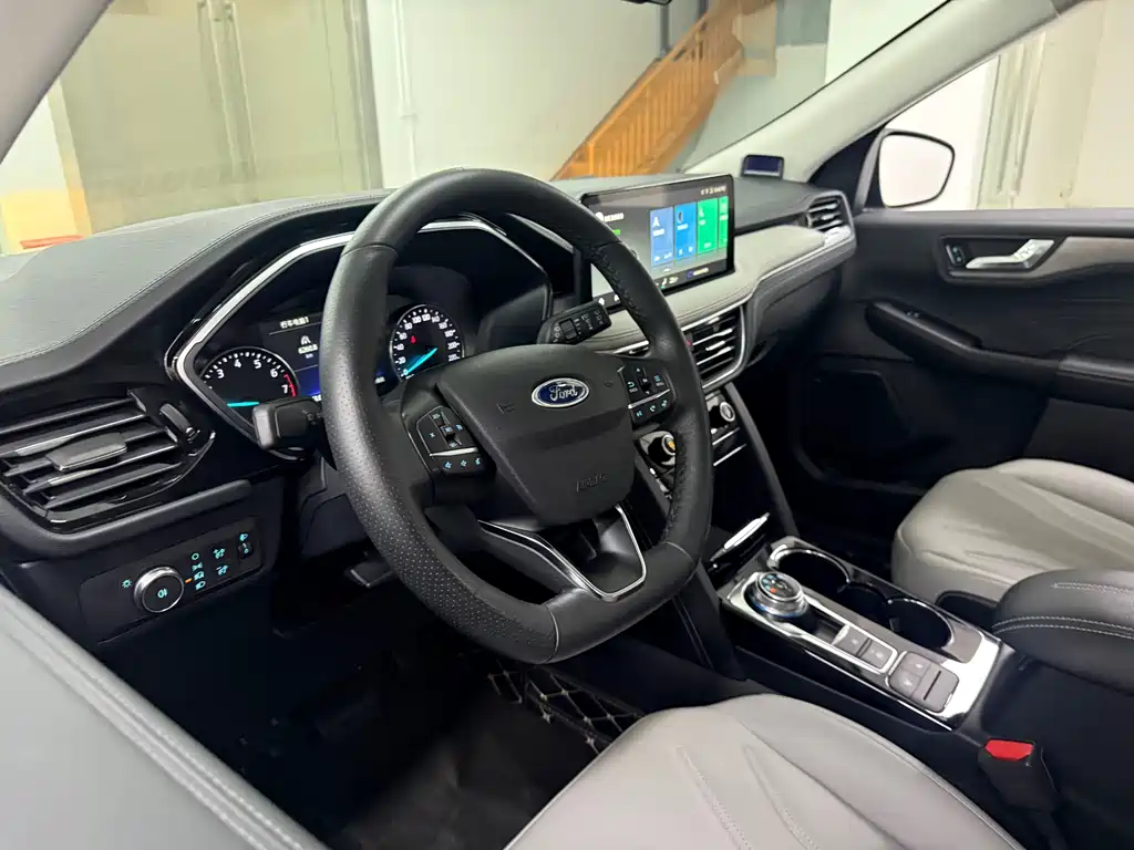 Ruiji 2020 EcoBoost 245 two-wheel drive leisure model купить на сайте DeffCars