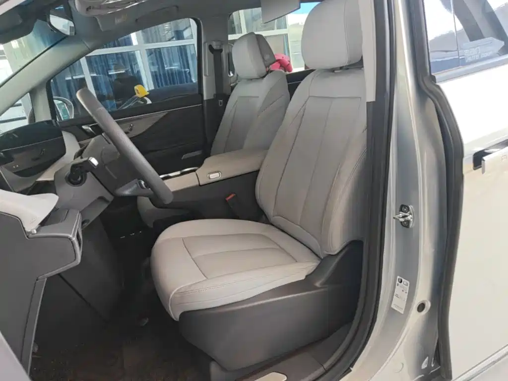 Buick GL8 2025 Lu Zun Smart Edition купить на сайте DeffCars