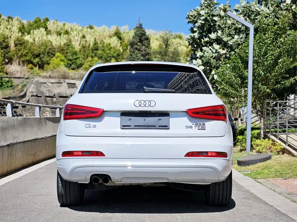 Audi Q3 2015 35 TFSI quattro technology купить на сайте DeffCars