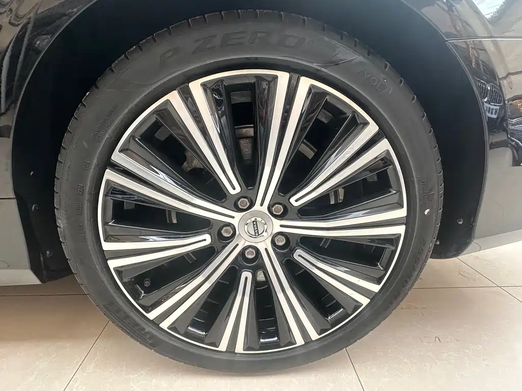 Volvo S90 2022 B5 Zhiyuan Luxury Edition купить на сайте DeffCars