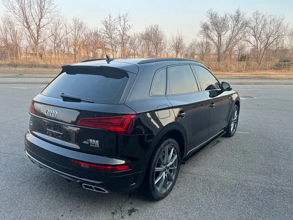 Audi Q5L 2022 45T luxury and dynamic model купить на сайте DeffCars