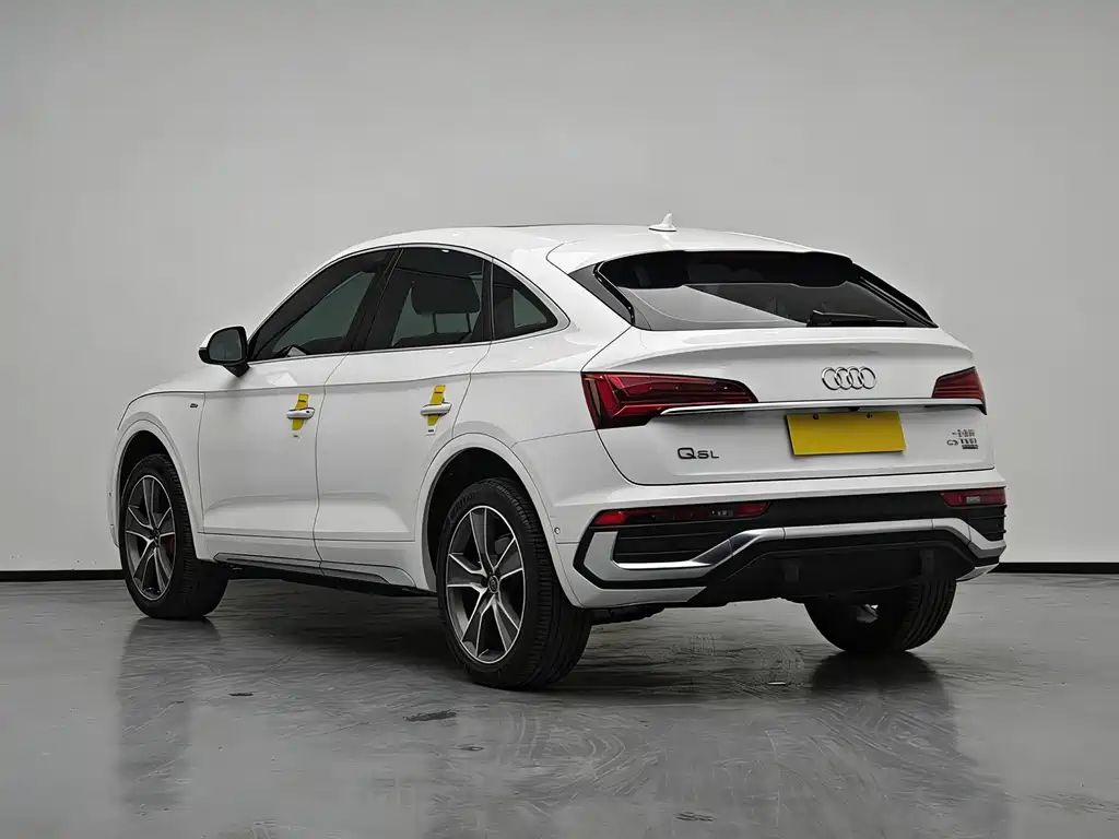 Audi Q5L Sportback 2022 facelift 45 TFSI luxury model купить на сайте DeffCars