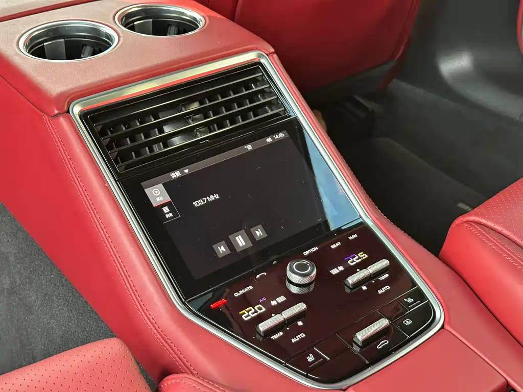 Panamera 2017 Panamera 4 Executive Extended Edition 3.0T купить на сайте DeffCars