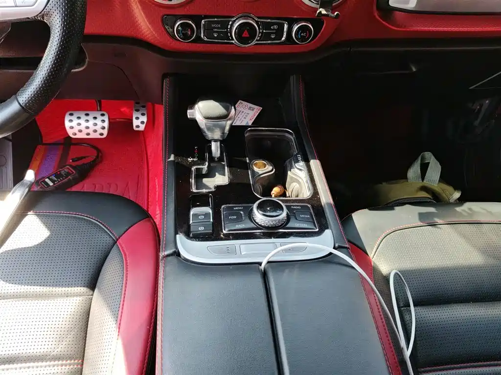 Beijing Off-Road BJ40 2019 2.3T Automatic 4WD City Hunter Edition Exclusive Model National VI купить на сайте DeffCars