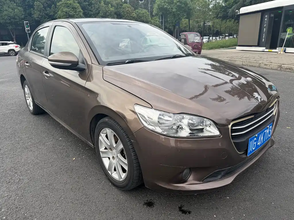 Peugeot 301 2014 1.6L Automatic Premium Edition купить на сайте DeffCars