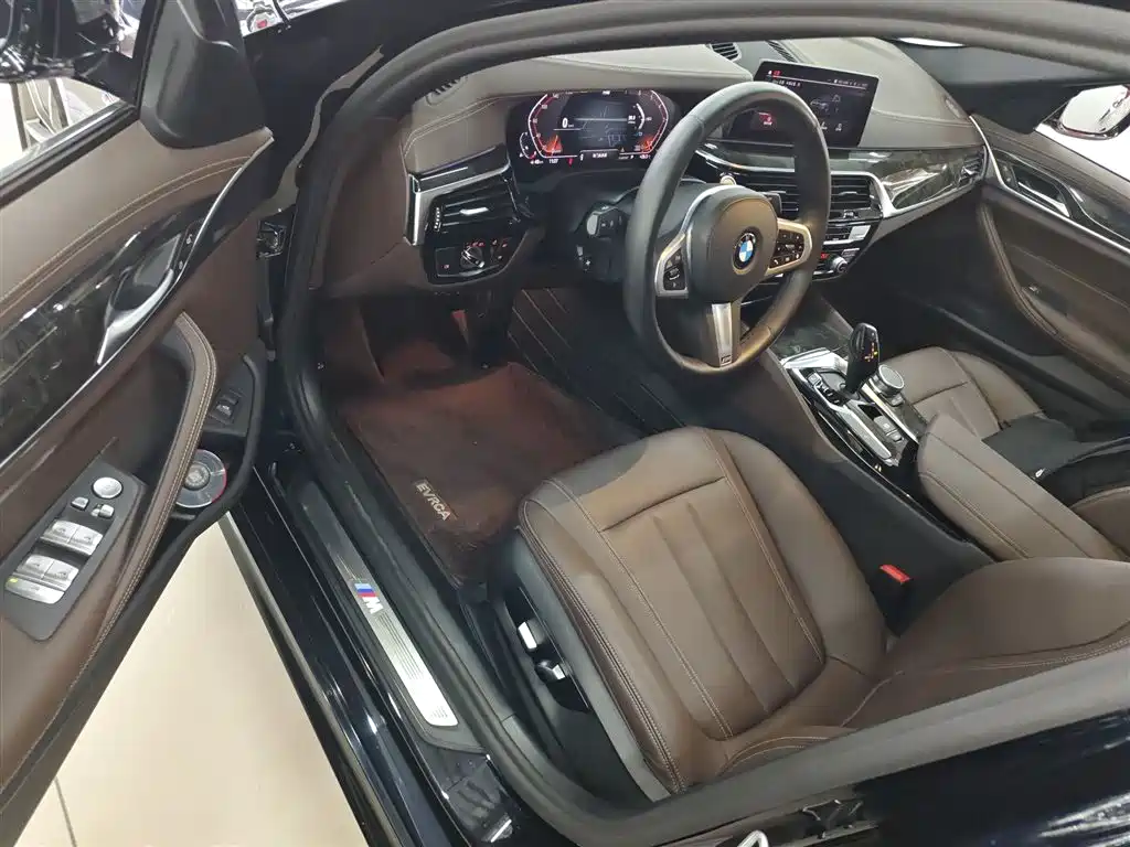 BMW 5 Series 2020 525Li M Sports Package купить на сайте DeffCars
