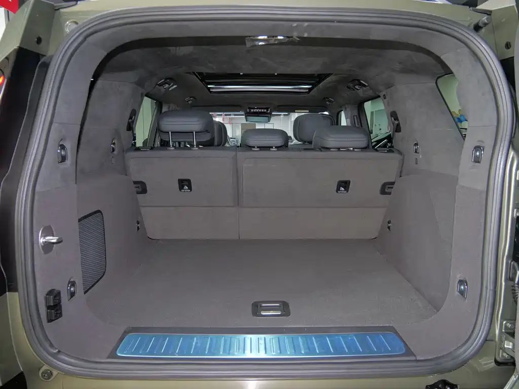 Warrior M817 2025 Pro купить на сайте DeffCars