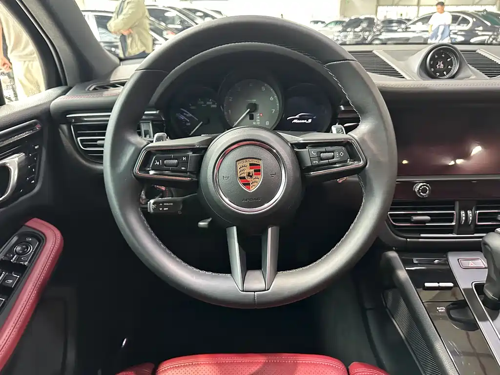 Macan 2024 Macan S 2.9T купить на сайте DeffCars