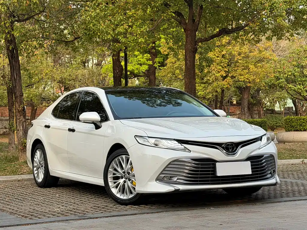 Camry 2019 2.5G Deluxe Edition National V купить на сайте DeffCars