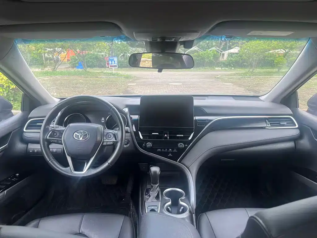 Camry 2021 2.0G Deluxe Edition купить на сайте DeffCars