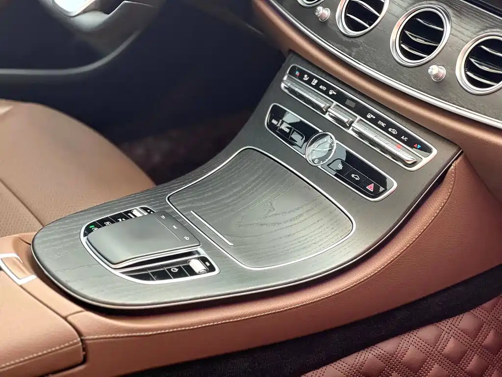 Mercedes-Benz E-Class 2020 E 300 L Fashion купить на сайте DeffCars