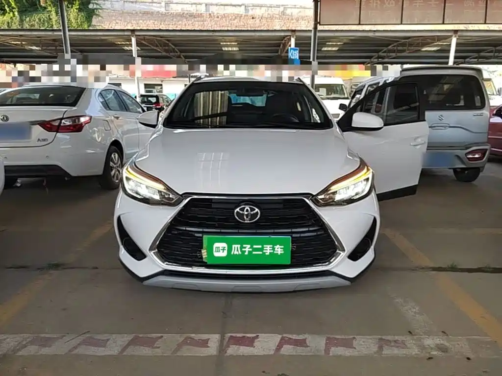 Yaris L Zhixuan 2022 Dazzle X 1.5L CVT Leading Plus Edition купить на сайте DeffCars