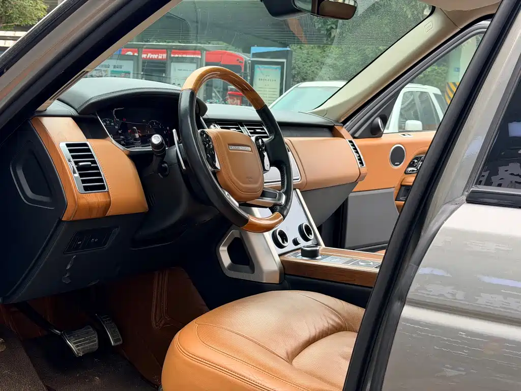 Range Rover 2020 3.0 L6 Honor Creation Extended Edition купить на сайте DeffCars