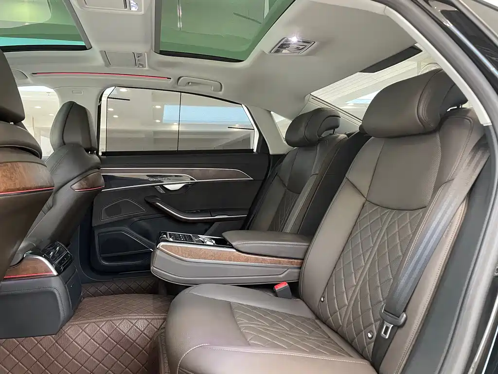Audi A8 2021 A8L 55 TFSI quattro luxury model купить на сайте DeffCars