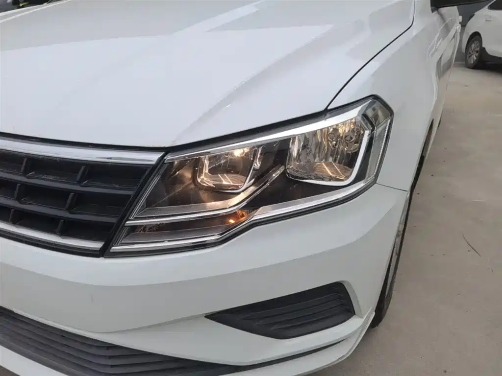 Jetta 2019 Dream Edition 1.4L Manual Fashion купить на сайте DeffCars