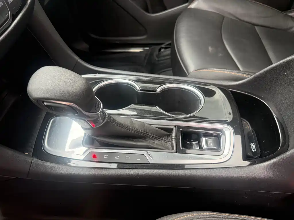 Explorer 2021 535T Yujie Edition купить на сайте DeffCars