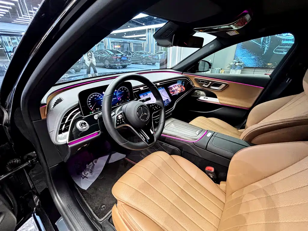 Mercedes-Benz E-Class 2025 E 300 L Luxury Model купить на сайте DeffCars