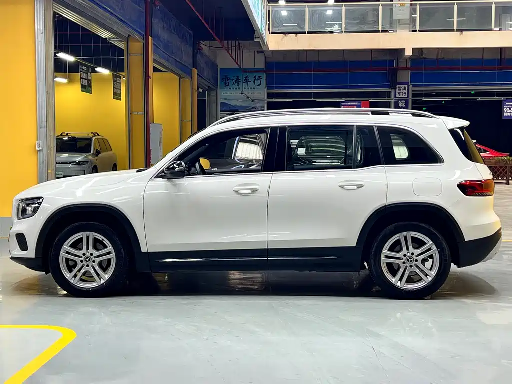Mercedes-Benz GLB 2022 facelift version 2 GLB 200 dynamic version купить на сайте DeffCars
