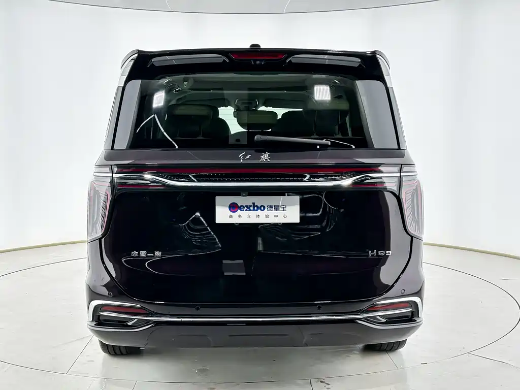 Hongqi HQ9 2023 2.0T Zhilian Qiling Edition купить на сайте DeffCars