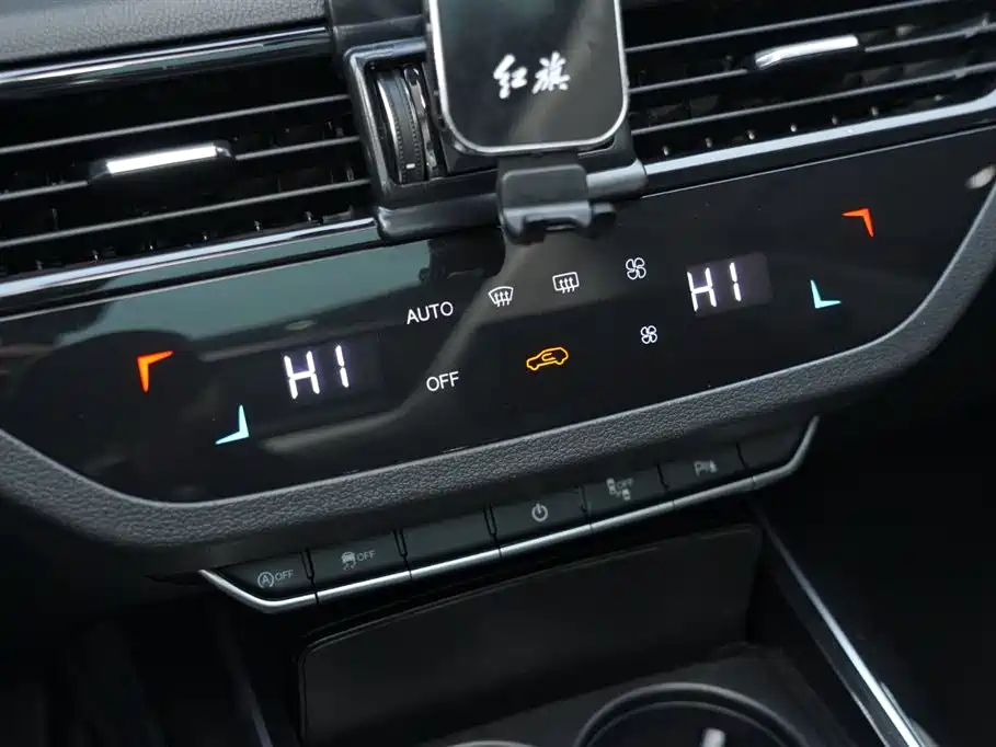 Hongqi HS5 2022 facelift 2.0T Zhilian Qixiang four-wheel drive version купить на сайте DeffCars
