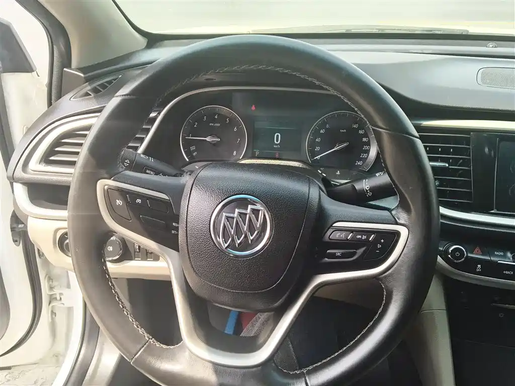 Yinglang 2019 15T dual-clutch interconnected elite model National VI купить на сайте DeffCars