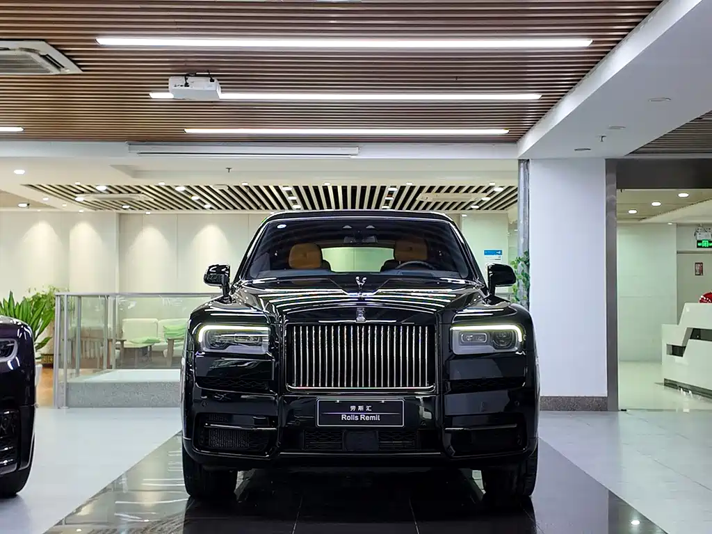 Cullinan 2024 Black Badge купить на сайте DeffCars