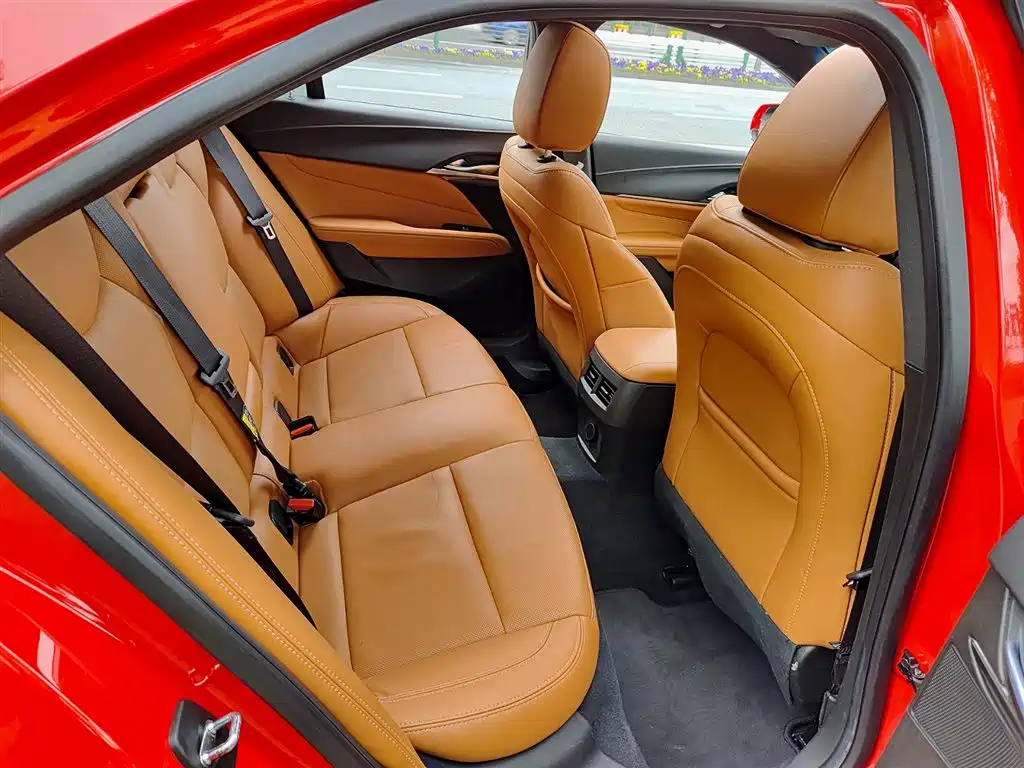 Cadillac CT4 2022 28T luxury model купить на сайте DeffCars