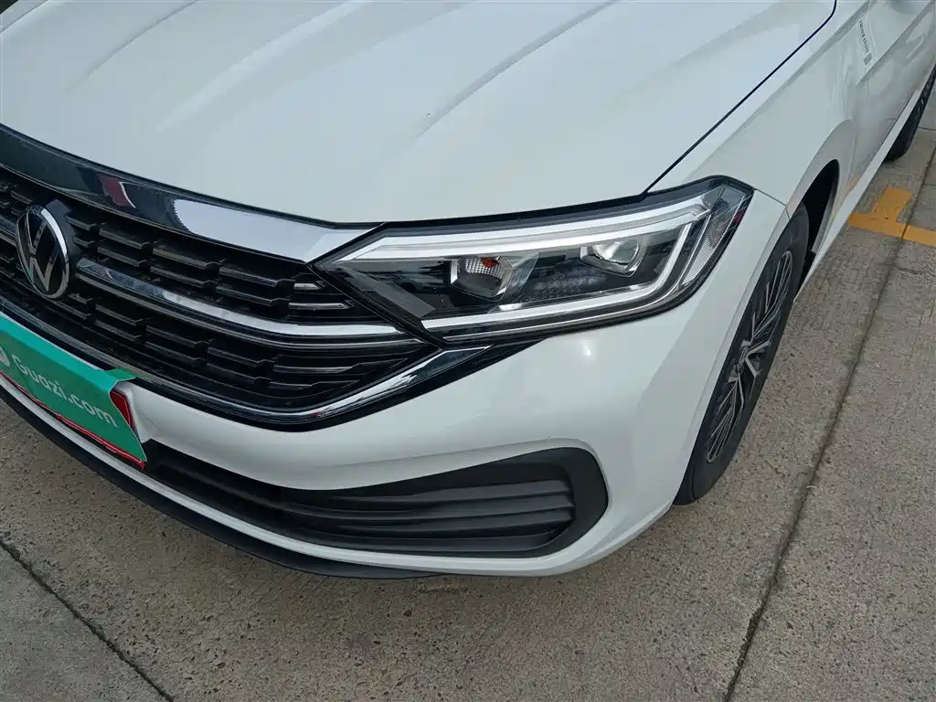 Sagitar 2025 facelift 200TSI DSG flyover version купить на сайте DeffCars