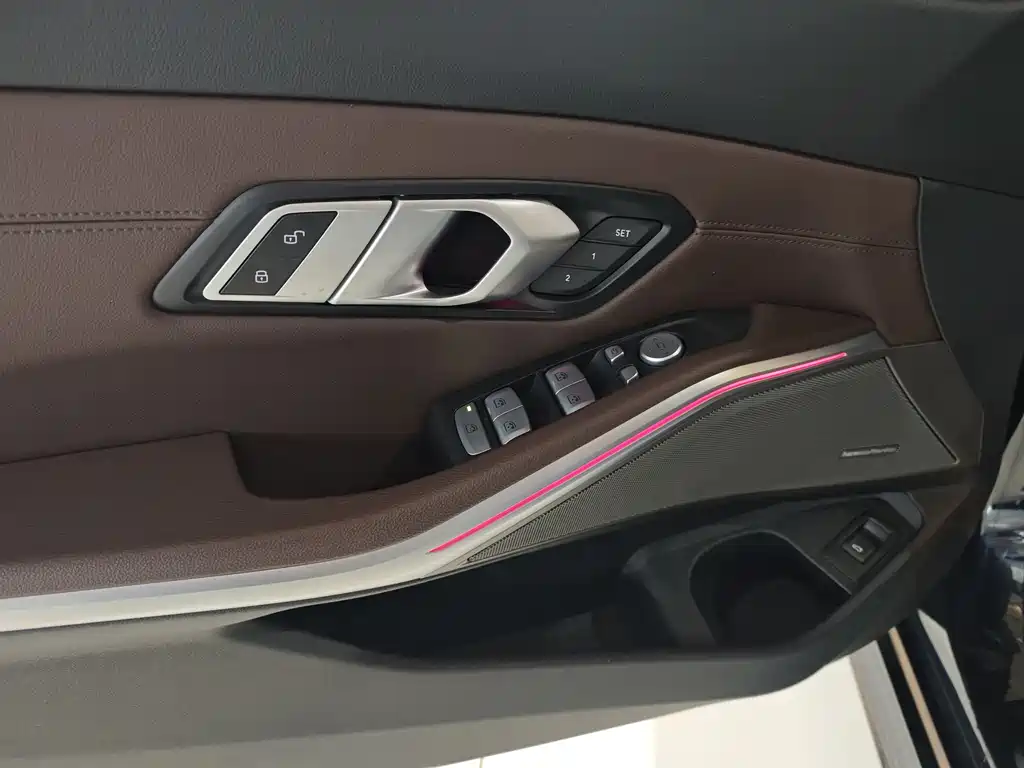 BMW 3 Series 2023 325i M Sports Night Package купить на сайте DeffCars