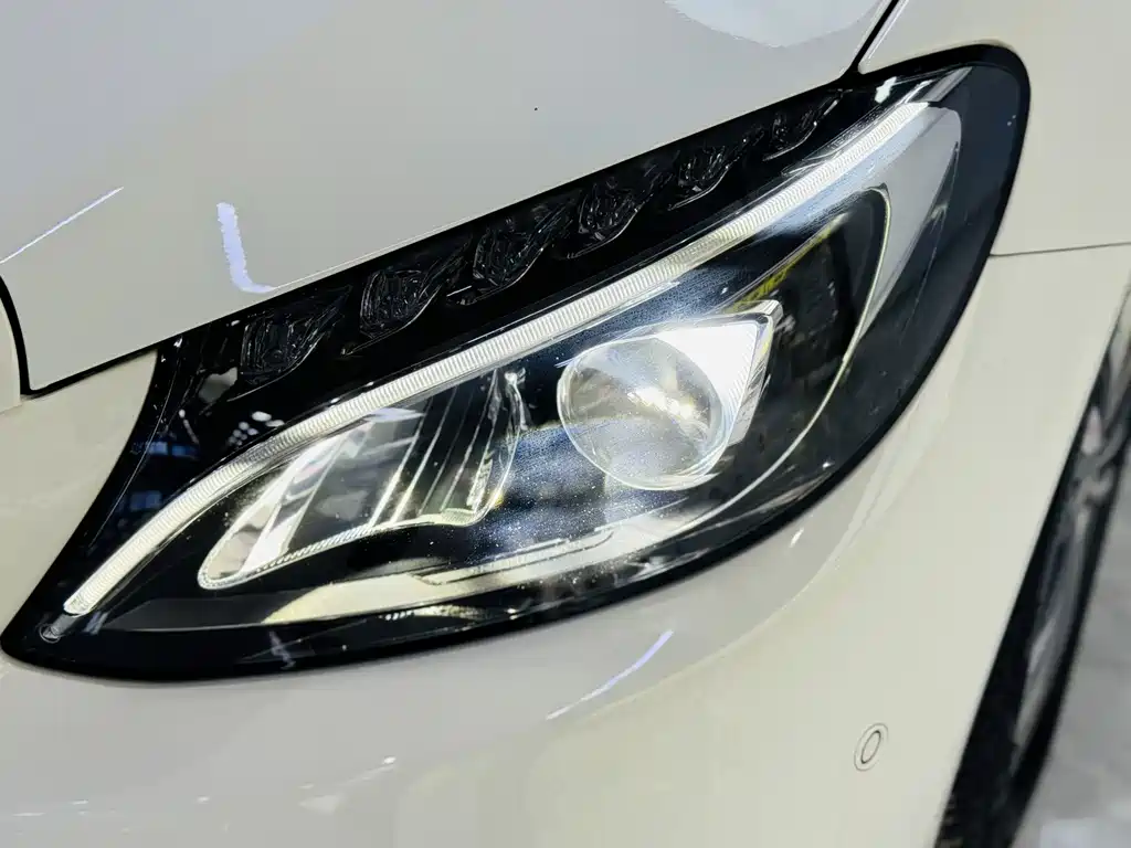 Mercedes-Benz C-Class 2018 C 200 L Sports Edition купить на сайте DeffCars