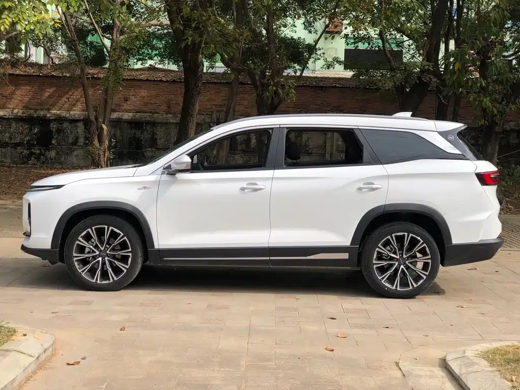 Jietu X90 PRO 2024 2.0T DCT Deluxe Edition 5 seats купить на сайте DeffCars