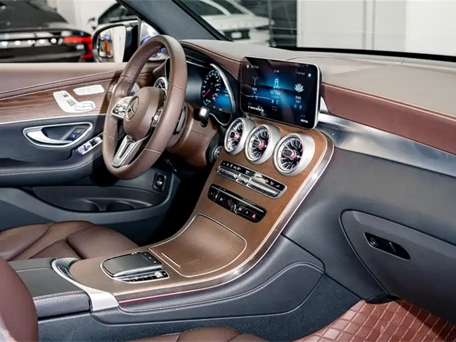 Mercedes-Benz GLC 2022 facelift GLC 300 L 4MATIC dynamic купить на сайте DeffCars
