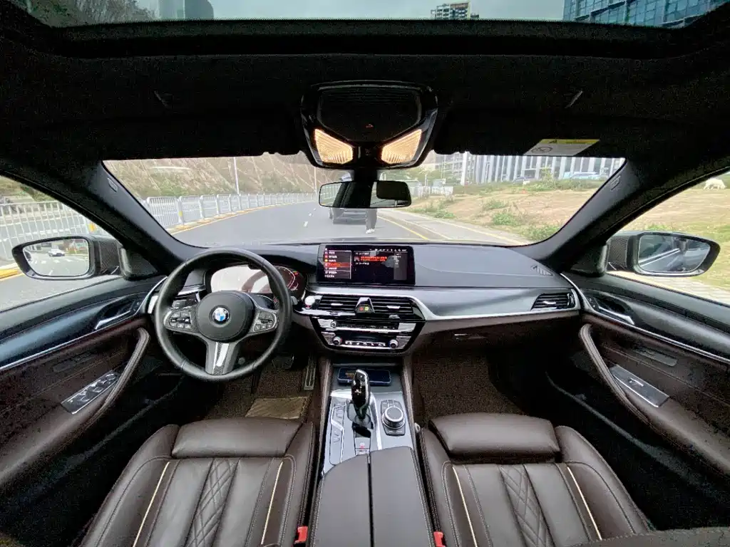 BMW 5 Series Imported 2022 540i Fashion Edition M Sports Package купить на сайте DeffCars
