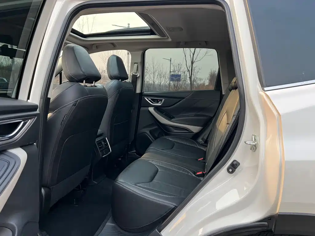 Forester 2022 2.0i AWD Deluxe Edition EyeSight купить на сайте DeffCars