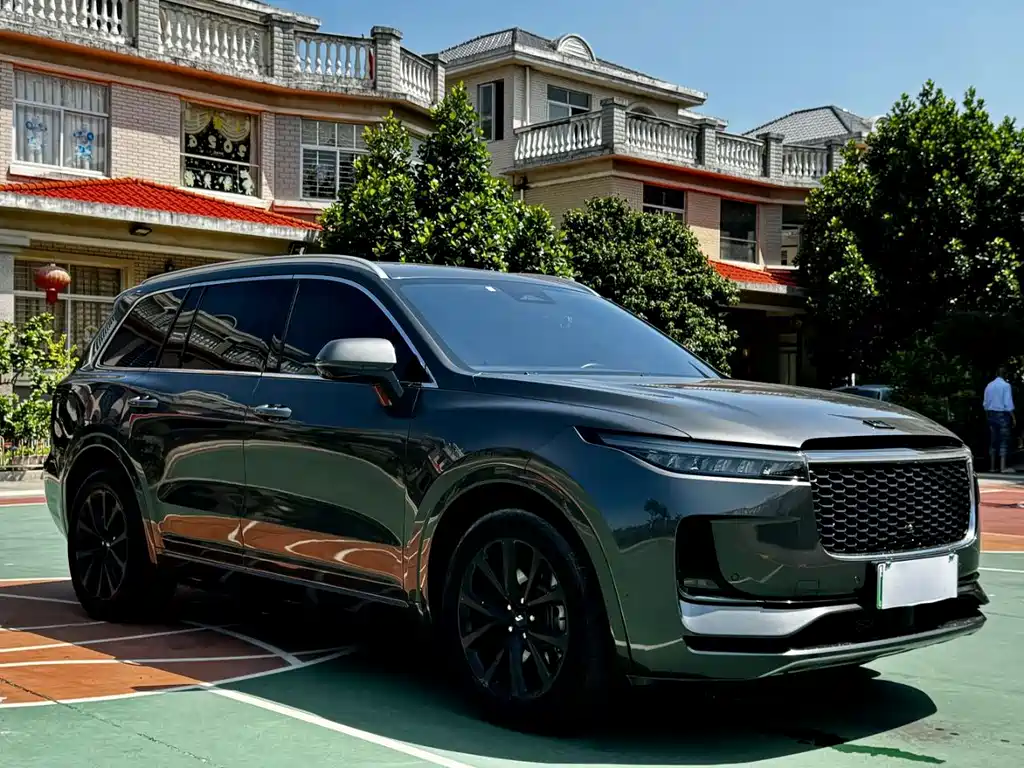 Ideal ONE 2021款 增程6座版 купить на сайте DeffCars