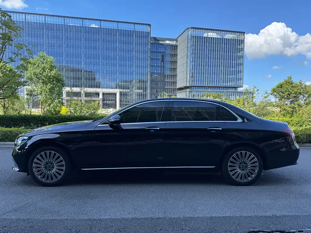 Mercedes-Benz E-Class 2021 E 300 L Luxury Model купить на сайте DeffCars