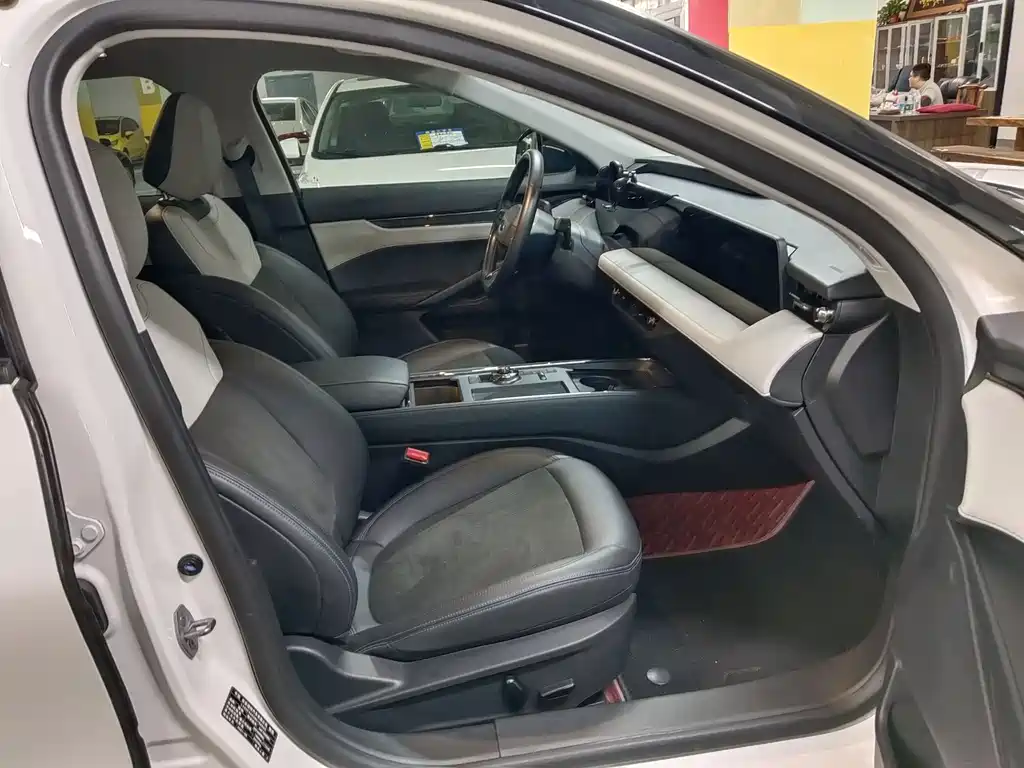 EVOS 2022 EcoBoost 245 Fashion Edition купить на сайте DeffCars
