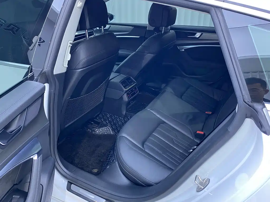 Audi A7 2019 55 TFSI quattro competition version купить на сайте DeffCars