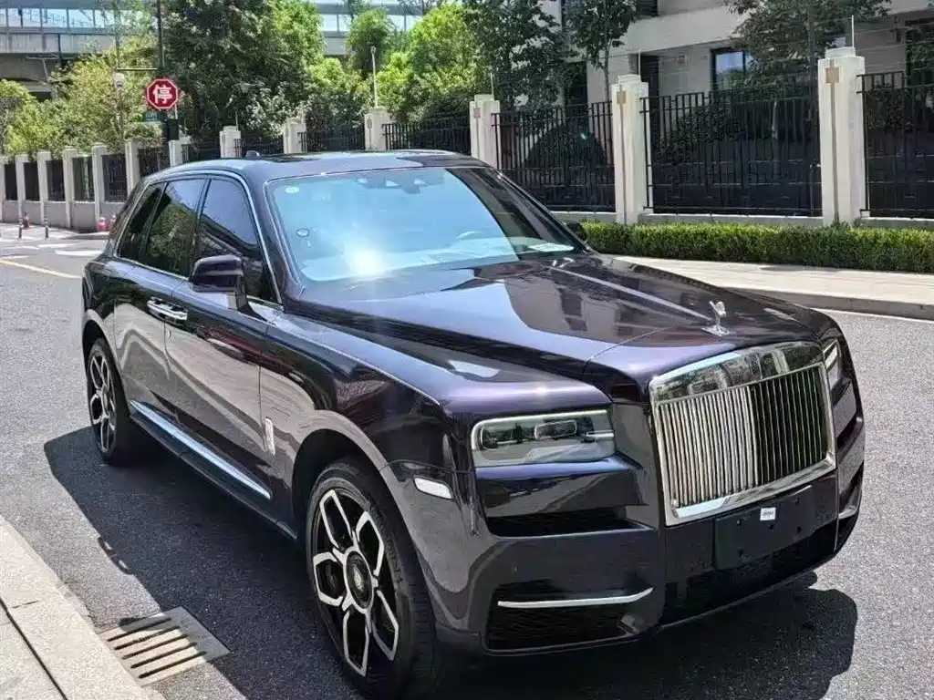 Cullinan 2018 five-seater version купить на сайте DeffCars
