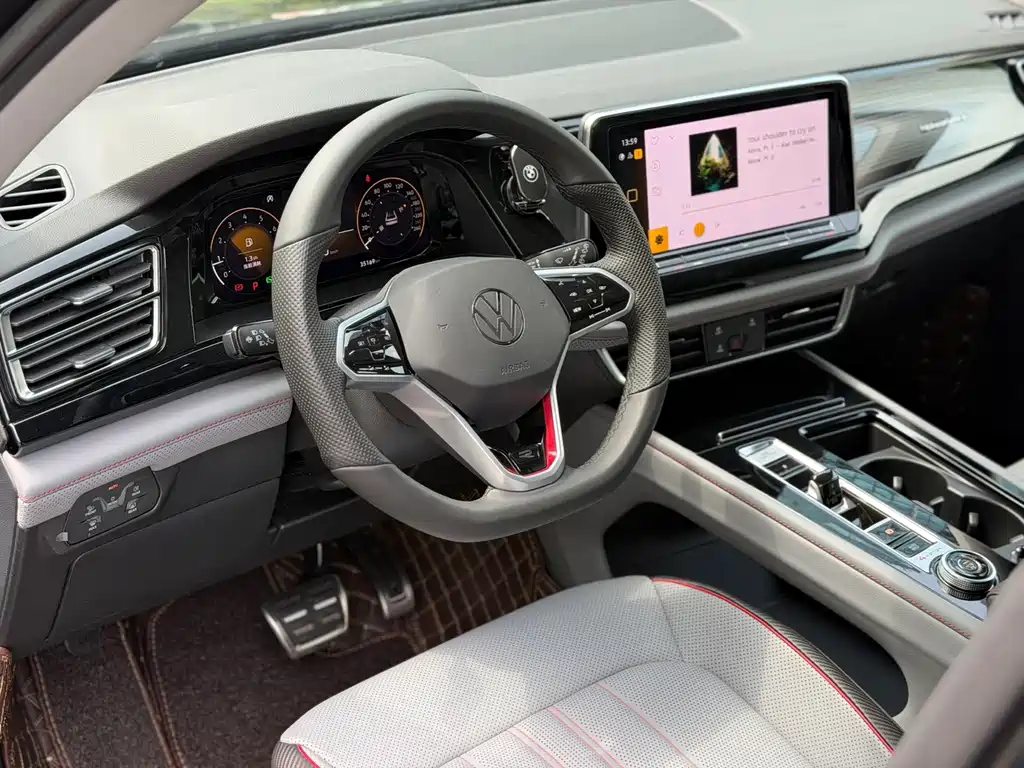 Touron 2024 Touron X 380TSI four-wheel drive luxury version купить на сайте DeffCars