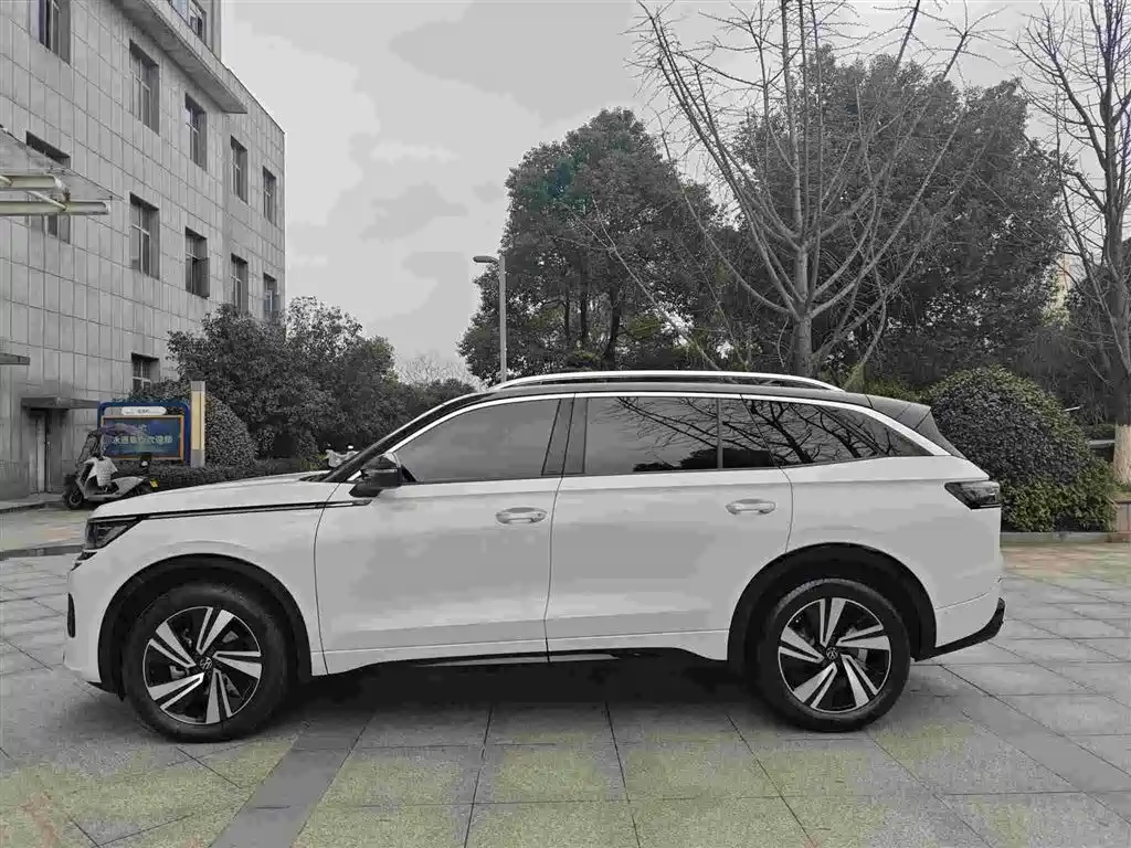 Lanxun 2024 380TSI four-wheel drive R-Line cruise version купить на сайте DeffCars