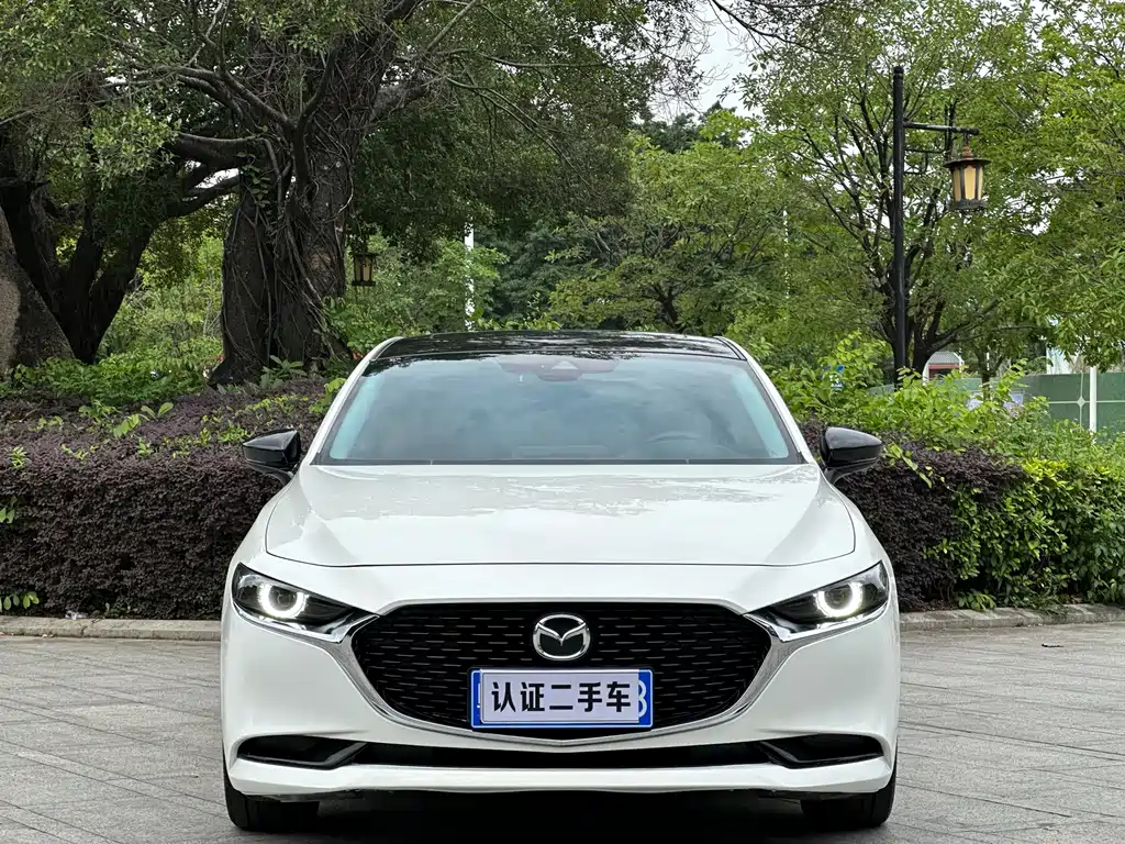 Mazda3 Angkesela 2023 2.0L Automatic Premium Edition купить на сайте DeffCars