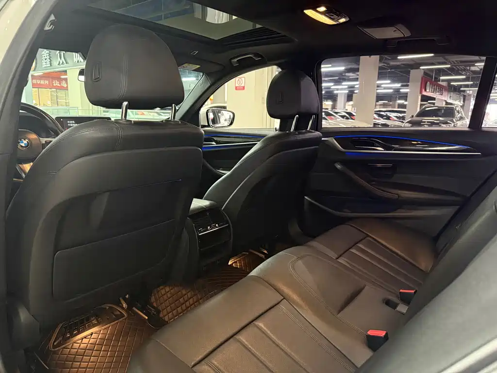 BMW 5 Series 2018 525Li M Sports Package купить на сайте DeffCars