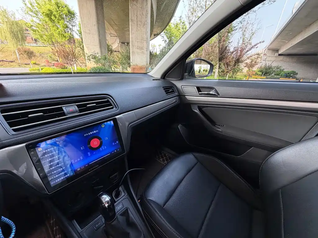 Lavida 2019 Lavida Qihang 1.5L Automatic Fashion Edition National VI купить на сайте DeffCars