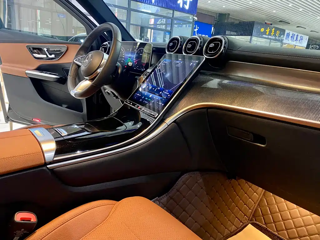 Mercedes-Benz GLC 2024 GLC 260 L 4MATIC Dynamic 5-seater купить на сайте DeffCars