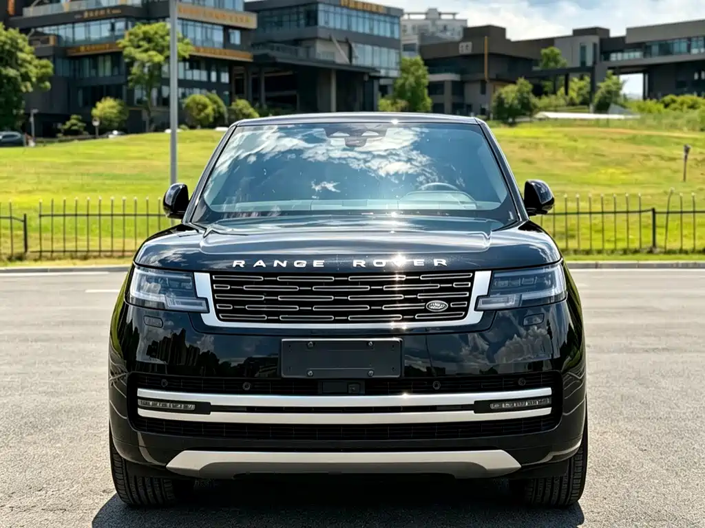 Range Rover 2024 3.0 L6 400PS Extended Edition купить на сайте DeffCars