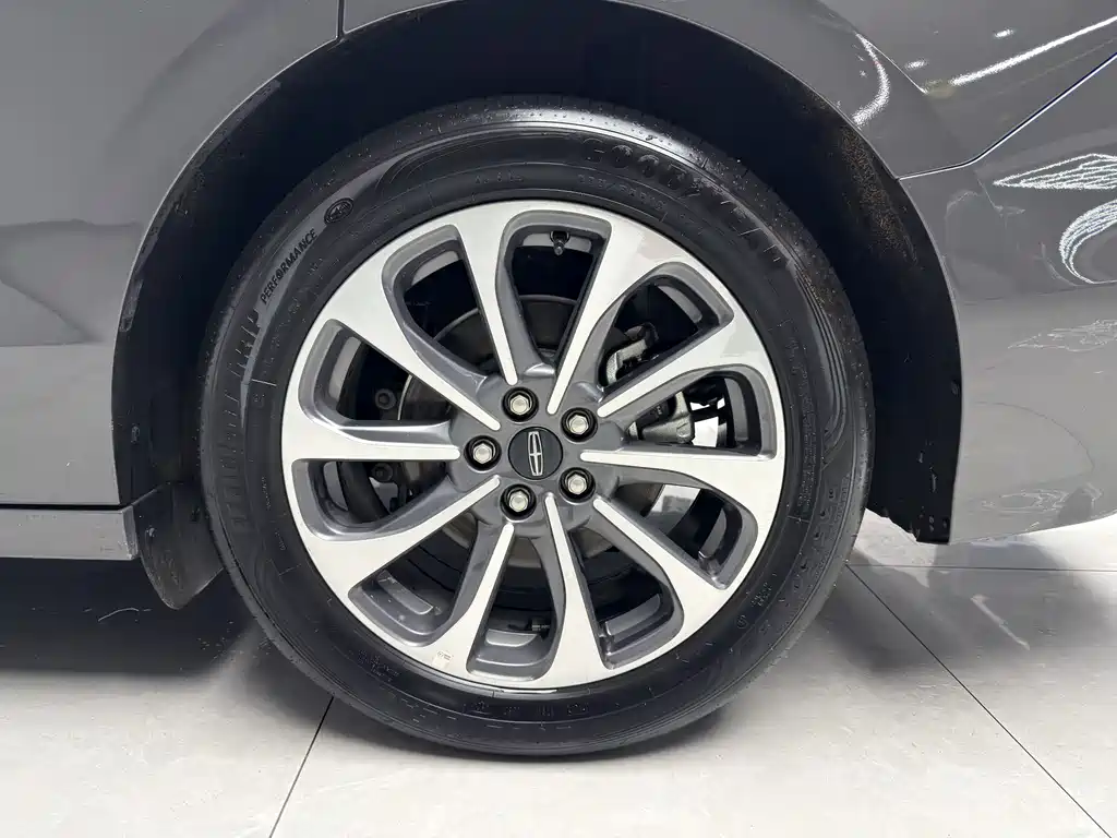 Lincoln Z 2025 2.0T Premium Edition купить на сайте DeffCars