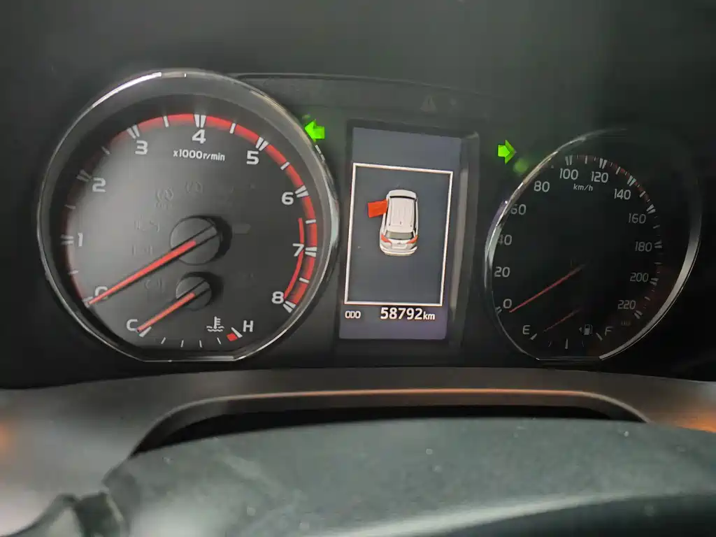RAV4 Rongfang 2019 2.0L CVT 2WD Fashion X Limited Edition National VI купить на сайте DeffCars