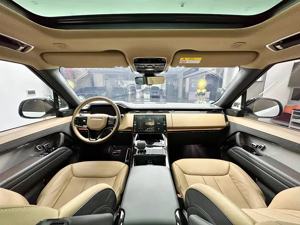 Range Rover Sport 2024 400PS Dynamic SE купить на сайте DeffCars